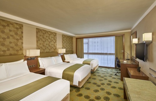 Tsim Sha Tsui Hotel | Holiday Inn Golden Mile, an IHG Hotel