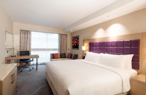 Tsim Sha Tsui Hotel | Holiday Inn Golden Mile by IHG