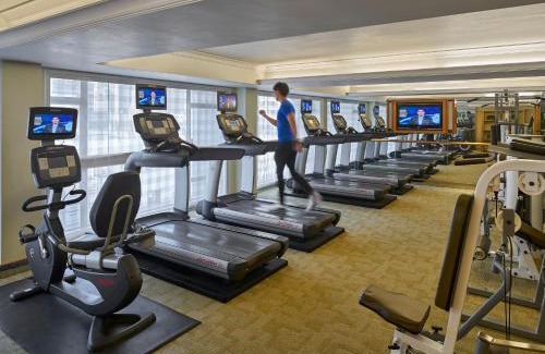 Tsim Sha Tsui Hotel | Holiday Inn Golden Mile by IHG