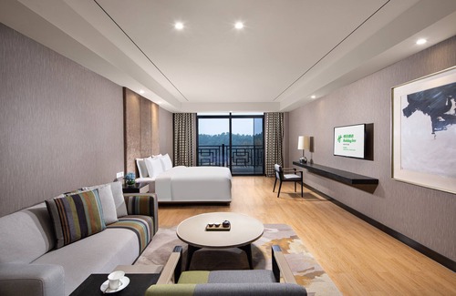 Yuhang District Hotel | Holiday Inn Hangzhou Chaoshan, an IHG Hotel