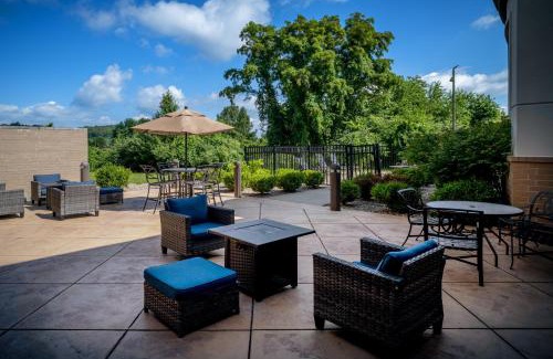 Sprague Hotel | Holiday Inn Hotel & Suites Beckley by IHG