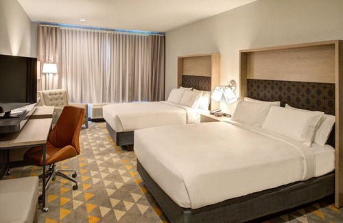 Katy Hotel | Holiday Inn Hotel & Suites Houston West - Katy Mills by IHG