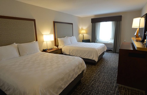 Lakeville Hotel | Holiday Inn Hotel & Suites Minneapolis - Lakeville by IHG