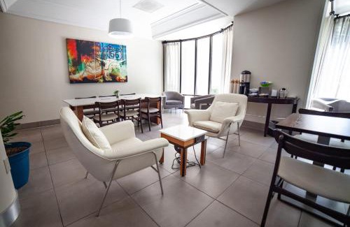 Las Colinas Hotel | Holiday Inn Irving Las Colinas by IHG