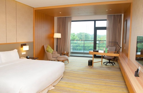 Kunshan Hotel | Holiday Inn Kunshan Huaqiao by IHG