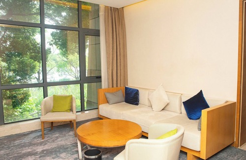 Kunshan Hotel | Holiday Inn Kunshan Huaqiao by IHG