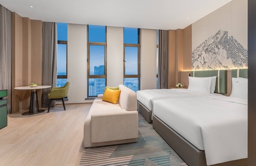 Longshan District Hotel | Holiday Inn Liaoyuan City Center by IHG