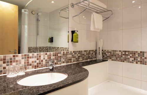 Syon Hotel | Holiday Inn London Brentford Lock by IHG