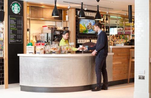 Syon Hotel | Holiday Inn London Brentford Lock by IHG
