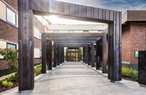 Elmbridge Hotel | Holiday Inn London - Shepperton by IHG