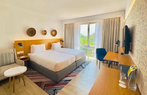 Cathedral Hill Hotel | Holiday Inn - Lusaka by IHG