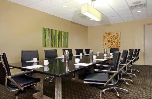 Metairie Hotel | Holiday Inn Metairie New Orleans by IHG