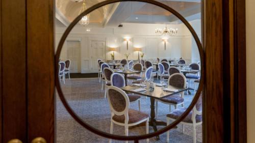 Newport Pagnell Hotel | Holiday Inn Milton Keynes East M1 Junc 14 by IHG