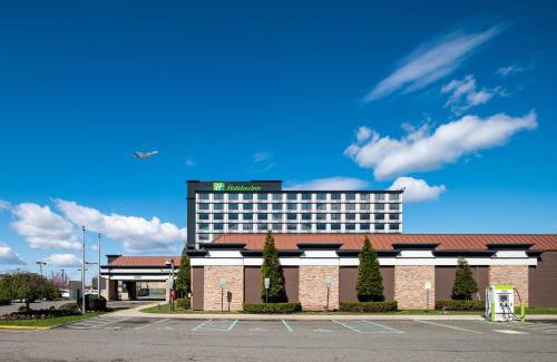 Newark Hotel | Holiday Inn Newark International Airport