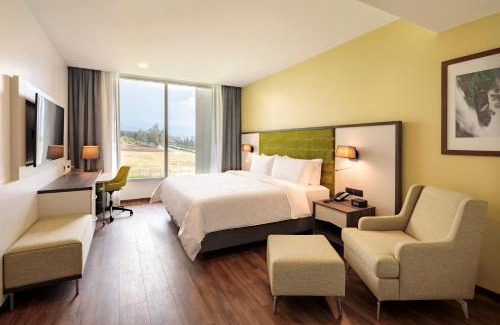 Tababela Hotel | Holiday Inn - Quito Airport by IHG