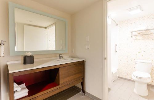 Rancho Cordova Hotel | Holiday Inn Rancho Cordova - Northeast Sacramento by IHG