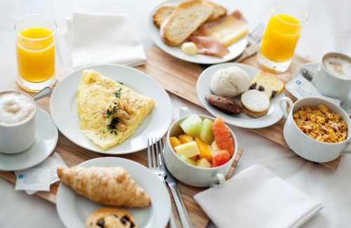 Crick Hotel | Holiday Inn Rugby-Northampton M1 Jct18 by IHG