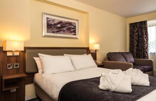 Crick Hotel | Holiday Inn Rugby-Northampton M1 Jct18 by IHG