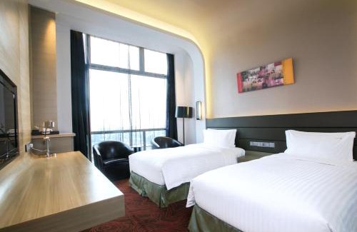Songjiang Hotel | Holiday Inn Shanghai Songjiang by IHG - Miaoqian Street