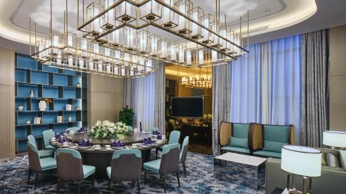 Xining Hotel | Holiday Inn Xining Hot-Spring by IHG