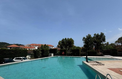 San Bartolomeo al Mare House | Holiday Home 'E2-8 Bilocale Borgo Rovere' close to the Sea with Balcony & Wi-Fi