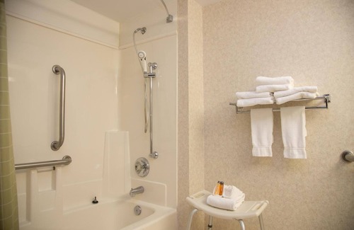Summerlee Hotel | Holiday Lodge Hotel & Conference Center