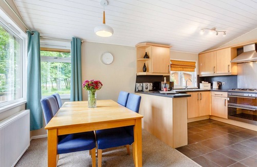 Churchill Apartment | Holiday Lodge in The Cotswolds