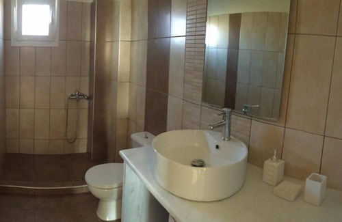 Neo Kalamaki House | Holiday Luxury Villas
