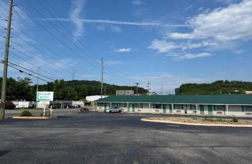 Cleveland Hotel | Holiday Motel by Belvilla Cleveland, TN