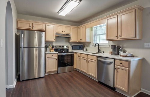 Alabaster House | HOLIDAY SALE at Warrior Landing!