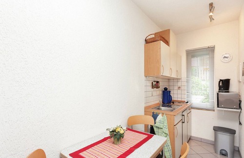 Altenfeld House | Holiday Stay with Terrace