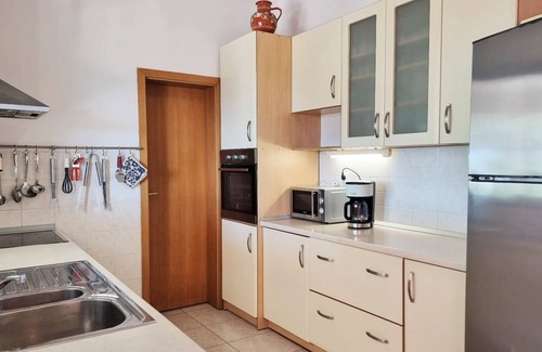 Stobrec House | Holiday villa with swimming pool, jacuzzi, 5 minutes from the beach