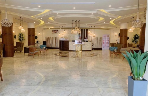 Yanbu Hotel | Holiday Villa Yanbu Resort شركة الصنوبرة الفندقية
