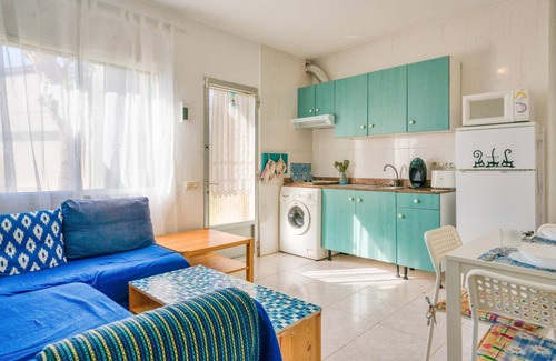 Los Delfines Apartment | HolidayApartment "Bonito Apartamento En Planta Baja Dm13" near Beach with Shared Pool & Wi-Fi