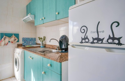 Los Delfines Apartment | HolidayApartment "Bonito Apartamento En Planta Baja Dm13" near Beach with Shared Pool & Wi-Fi