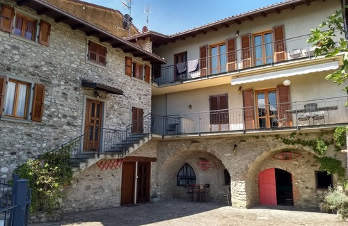 Prabione Apartment | Holidayapartments in beautiful house, private garden, free Wi-Fi