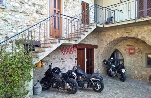 Prabione Apartment | Holidayapartments in beautiful house, private garden, free Wi-Fi
