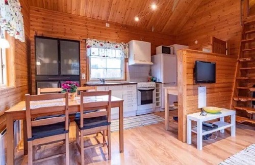 Hallaryd House | Holidays at the lake with a lake view and internet