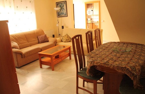 Retamar Villa | Holidays for families, 8 people. Beach and golf