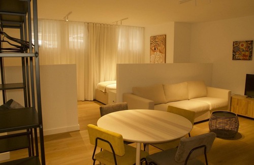 La Trinidad Apartment | Holidays2Malaga Juan de Mena Semi