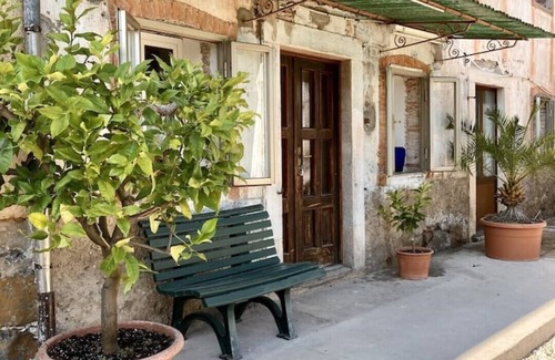 San Giovanni Ilarione House | Holidhome - Casale Bellavita