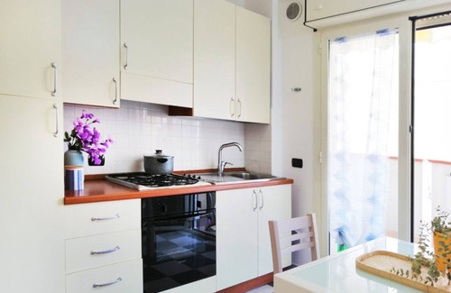 Alba Adriatica Apartment | Holihome Ludi - Two-room near the sea