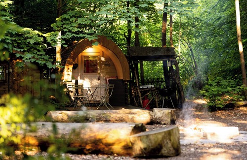 Penwood RV Rental | Hollington Park Glamping