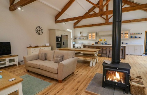 Sedbergh House | HOLLOWGILL BARN, pet friendly, luxury holiday cottage in Sedbergh