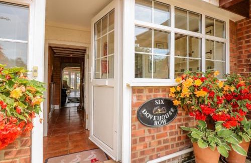 Swaffham House | Holly Cottage