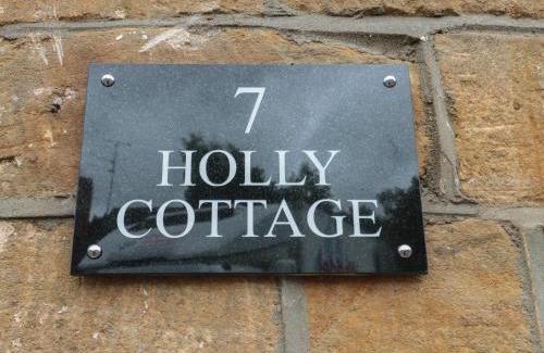 Brympton House | Holly Cottage
