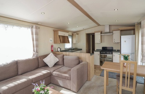 Denny Cottage | HOLLY, pet friendly, with a garden in Denny