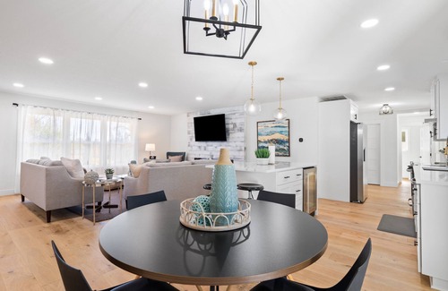 Damascus House | Holly View Haven- Charming 3-bedroom house with WiFi, AC in Damascus