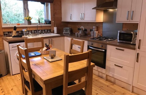 Leigh upon Mendip Cabin | Hollybush Lodges