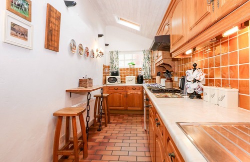 Briston Cottage | Hollyhedge Cottage